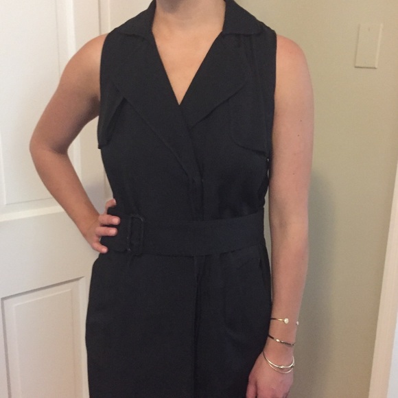 banana republic black sleeveless dress